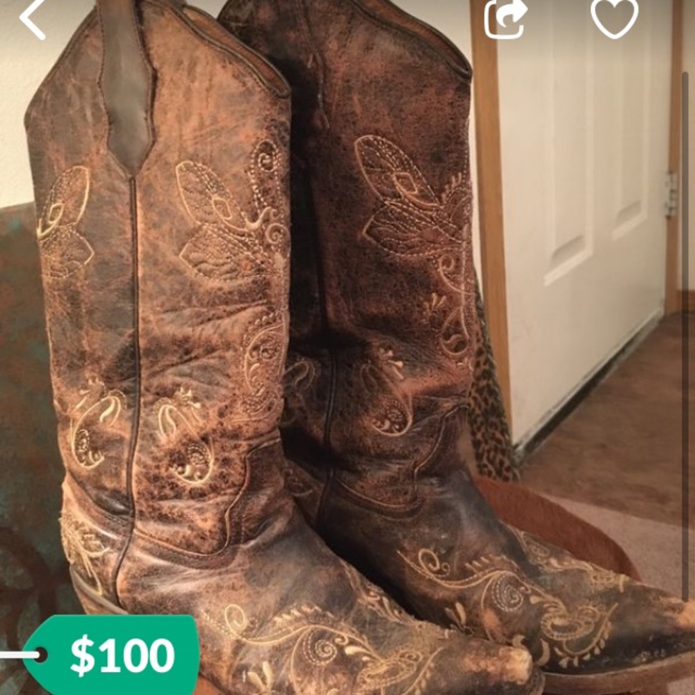 Circle G boots.